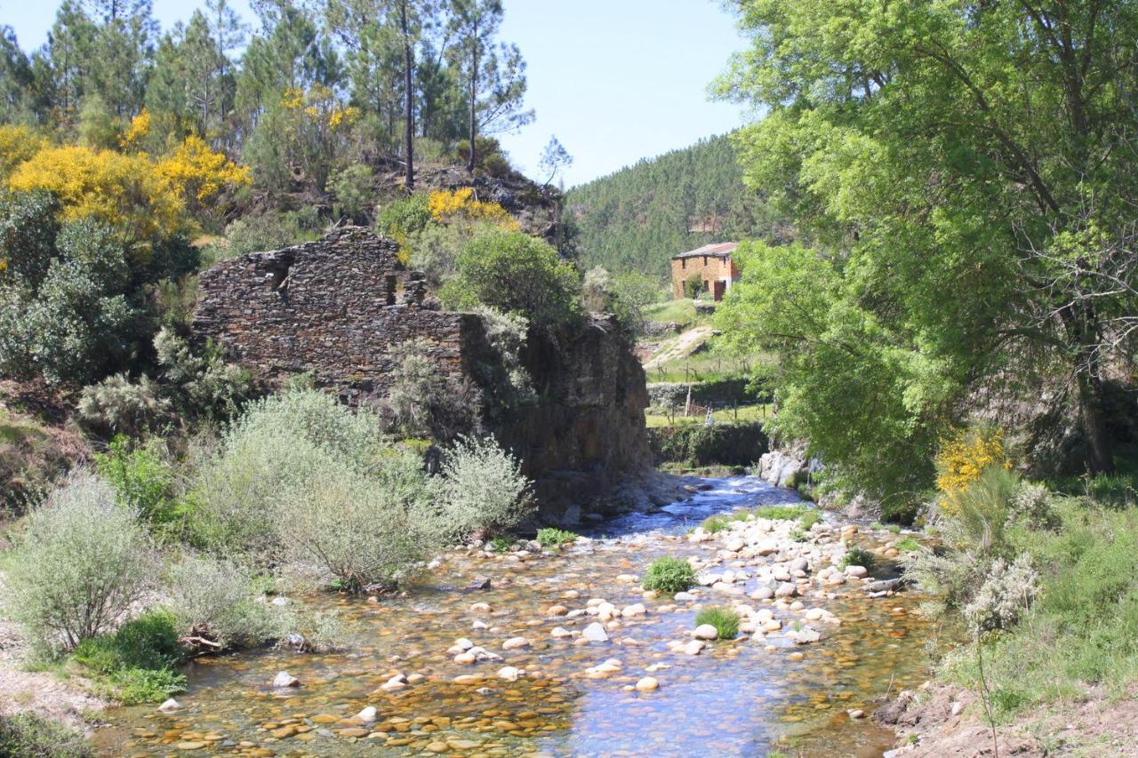 شقة Retiro Do Aguincho المظهر الخارجي الصورة